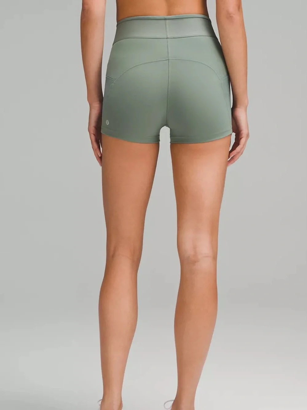 Lululemon NWT License to Train HR 2” Logo Shorts Womens Size 12 Grey Eucalyptus - Picture 2 of 10